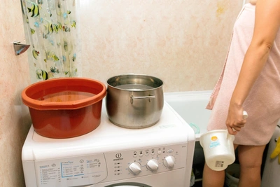 Третьи сутки без воды в Подвязье: жители топят снег