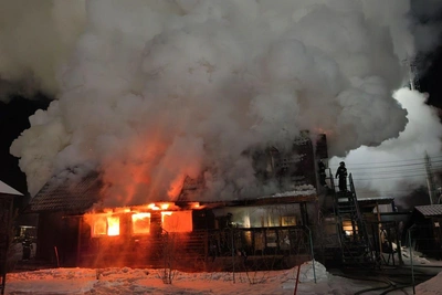 В Маркова сгорела трапезная Храма Воскресения Христова