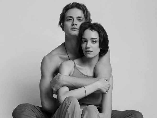 Медведева до сих пор удивляется, как они, такие разные, вообще смогли встретиться | Источник: jmedvedevaj / Instagram.com (экстремистская организация, деятельность запрещена на территории РФ)