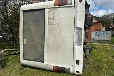 Маршрутка перевернулась в Краснодаре: пострадали шесть человек