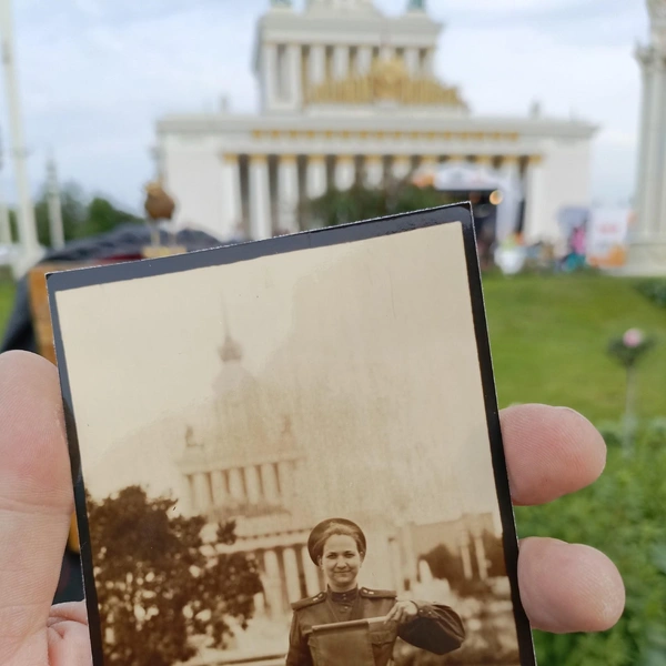 В руках как будто застыла частичка времени | Источник: Дмитрий Островский / vk.com