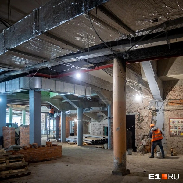 Все инженерные сети цирка&nbsp;— в подвале | Источник: Владислав Лоншаков / E1.RU