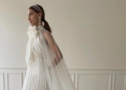 Giambattista Valli назван главным свадебным дизайнером 2025