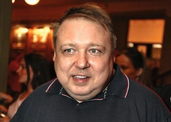 Александр Семчев впервые стал дедушкой