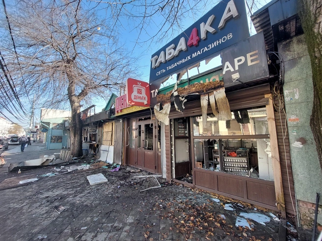 В марте на рынке произошел крупный пожар&nbsp;— огонь уничтожил несколько павильонов | Источник: Максим Дмитриев / 93.RU