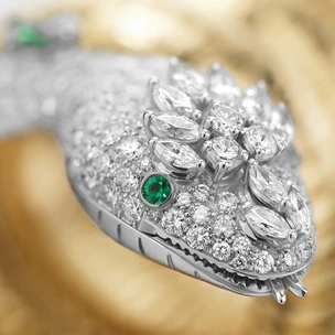Змеи, цветы и римская мифология: что на самом деле означают символы Bvlgari