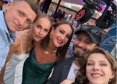 Винер рыдала, Навка нахваливала жениха, Бузова желала любви: свадьба Дины Авериной и Дмитрия Соловьева