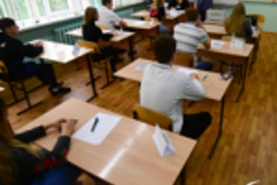 Более 3400 выпускников сдают ЕГЭ по математике во Владивостоке