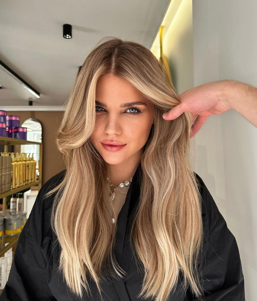 Контуринг волос. Ольга пришла в наш салон с запросом на блонд в технике. Одн | Instagram