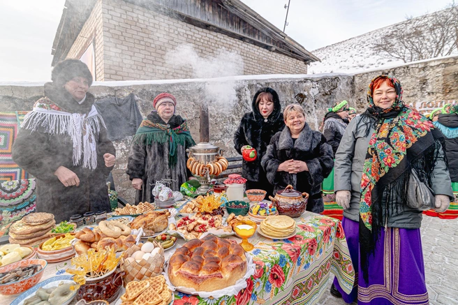 Гости смогут попробовать разнообразные угощения: от горячих напитков до сытных блюд и десертов | 142.ru