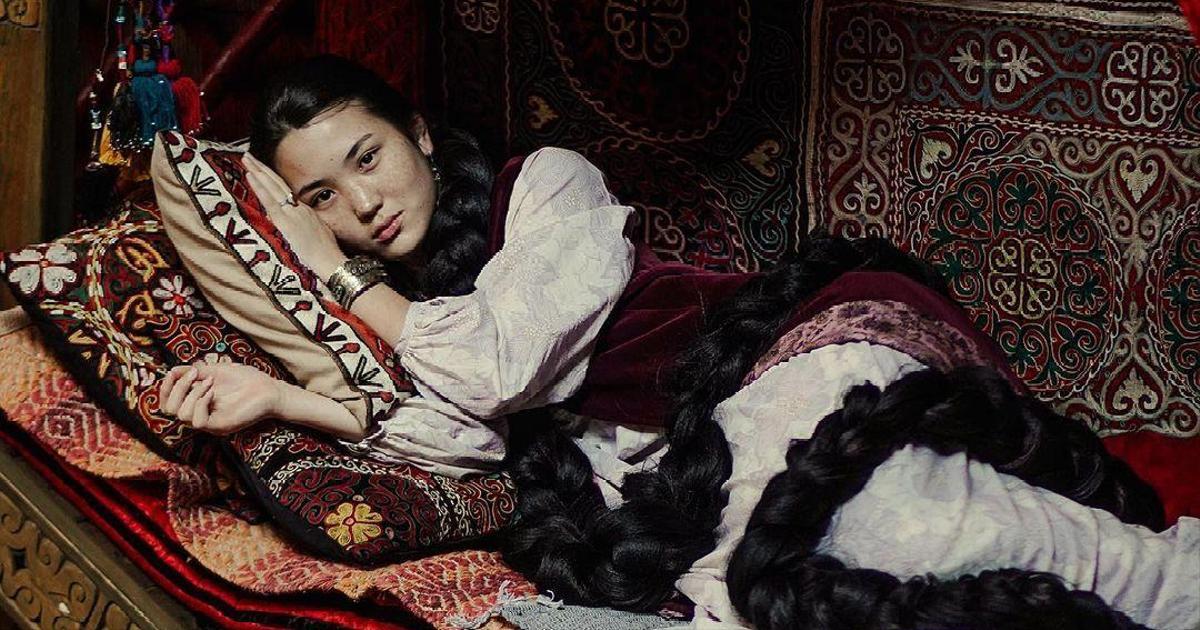 Писканың қалай жарылғанын қараңыз