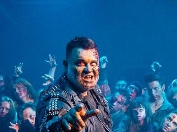 Сергей Жуков стал зомби в новом клипе