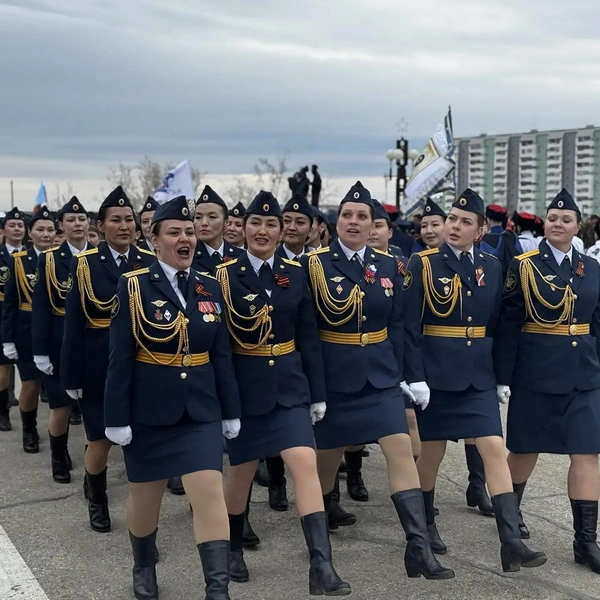 Парад Победы прошел в Якутске. Собрали всё интересное в видео | Источник: Ольга Донская / 14.RU