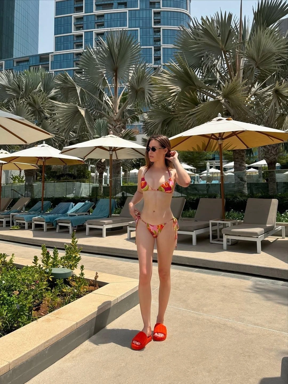 Юлия Михалкова шикарно выглядит в свои 43 года | Источник: mihalkova/ Instagram (экстремистская организация, деятельность запрещена на территории РФ)
