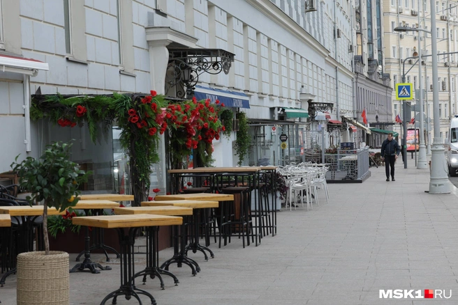 Кафе начали открываться в центре города | Источник: Дмитрий Толстошеев / MSK1.RU