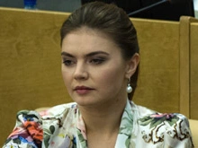 Алина Кабаева покидает Госдуму ради новой работы