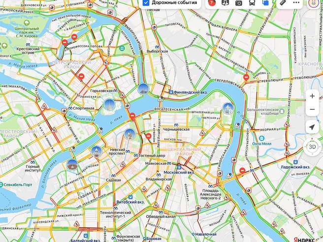 В центральных районах города также образовались плотные заторы. | Источник: «Яндекс.Карты»