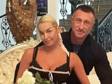Настя, берегись! Бывший любовник Волочковой встречается с гадалкой