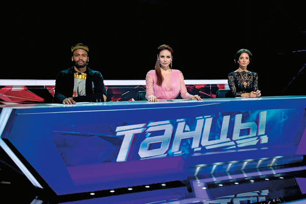 Члены жюри шоу «Танцы» на канале ТНТ меняются, а ведущая остается уже четвертый сезон подряд