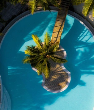 Когда вокруг тихо: зачем люди уезжают отдыхать на Мальдивы