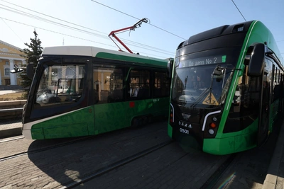 Старт движения трамваев УКВЗ для метротрама в Челябинске