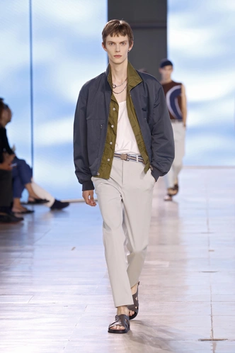 38 лет в Hermès: дизайнер Вероник Нишаньян — о том, почему мода потеряла магию 38 лет в Hermès: дизайнер Вероник Нишаньян — о том, почему мода потеряла магию