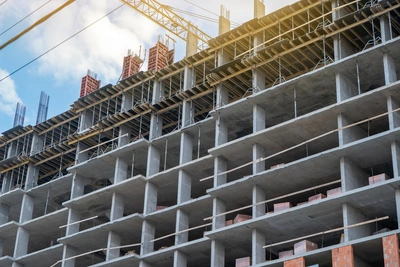 Почему монолит вытесняет панель на рынке жилья