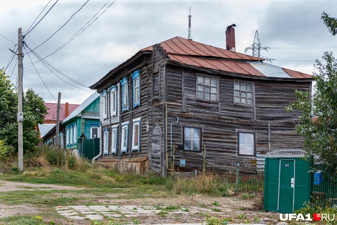 Привычный барак | Источник: Булат Салихов
