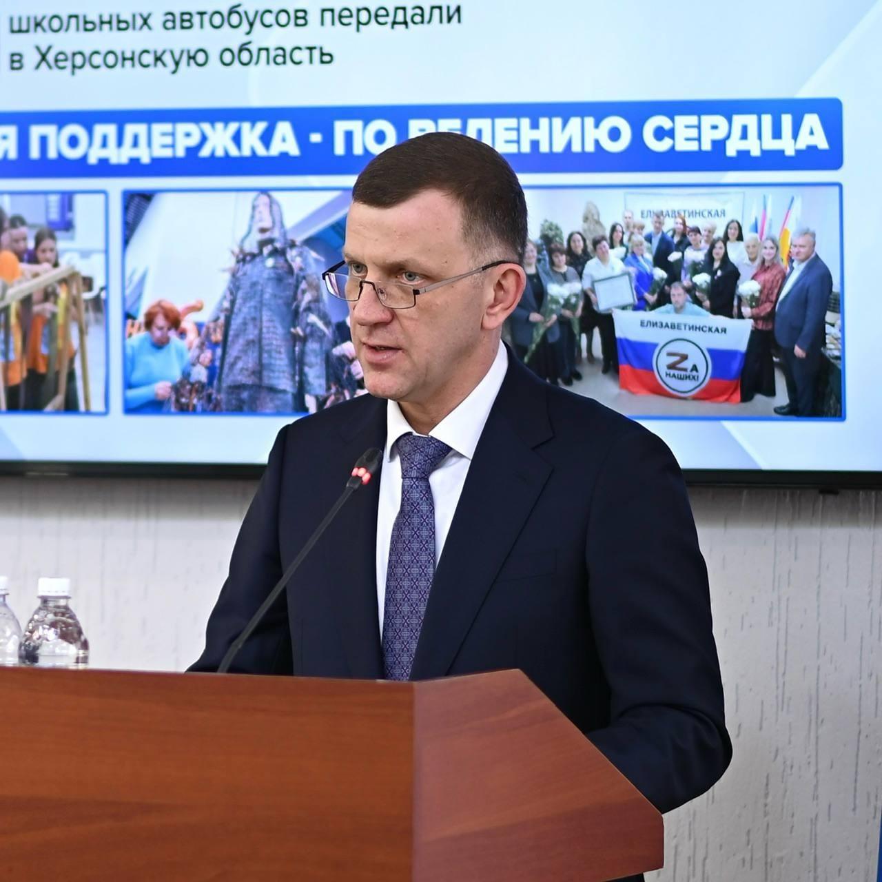 <p>Евгений Наумов</p>