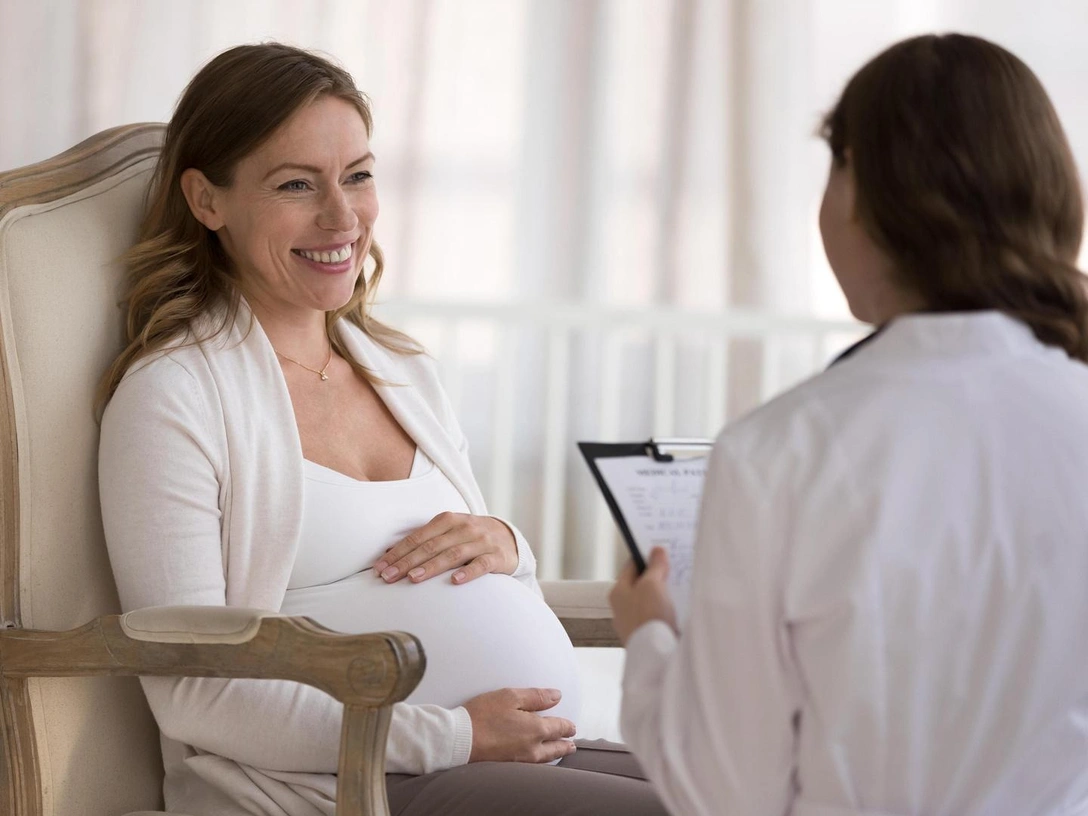 Позднее материнство: плюсы и минусы, о которых нужно знать заранее | marieclaire.ru