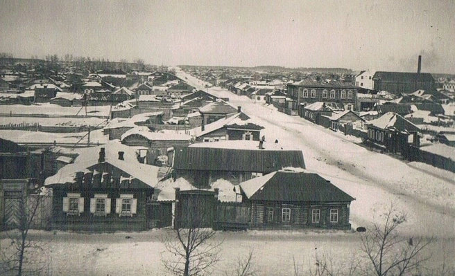 На улице Вавилова и сейчас хватает частных домов | Источник: Исторический архив Омской области