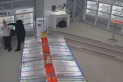 Ограбление ювелирного в Новосибирске: задержан подозреваемый