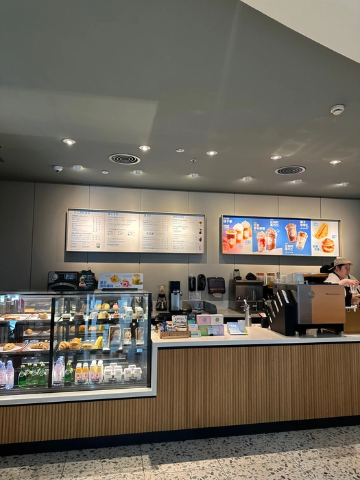Starbucks в Шанхае | Источник: Габриелла Захарова / 26.RU