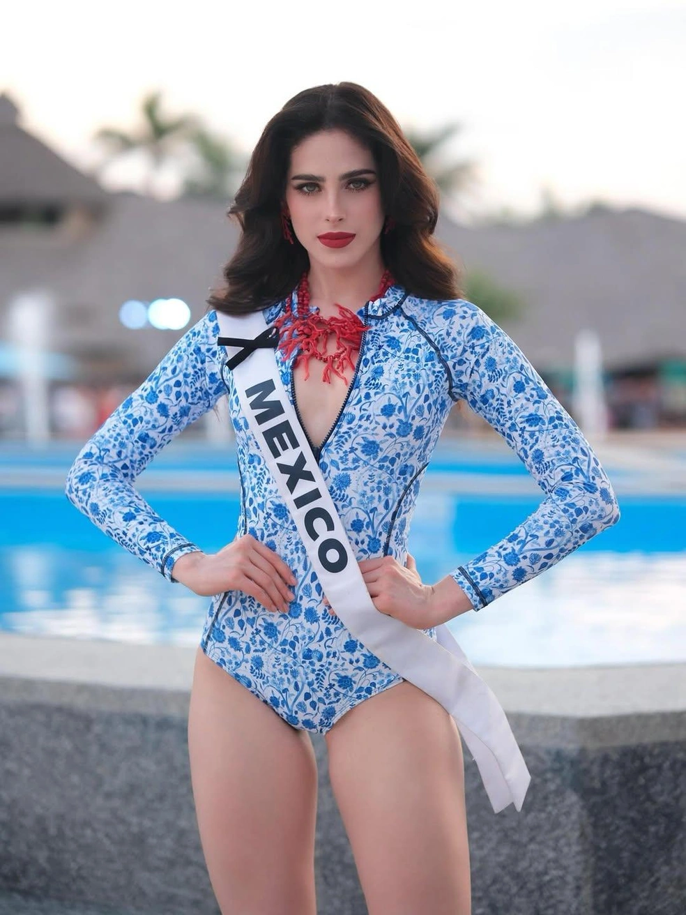 Фатима Бош стала жертвой оскорблений со стороны организатора | Источник: fatimaboschfdz / Instagram (экстремистская организация, деятельность запрещена на территории РФ)
