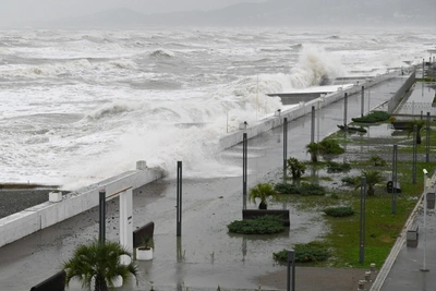 Sochi authorities brace for heavy precipitation — rivers may overflow, snow may bury coast