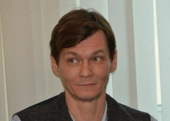 Филипп Янковский: «Ване только даю совет, как термобелье выбрать на съемках, чтоб не мерзнуть»