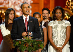 Мишель Обама появилась на балу в скандальном наряде