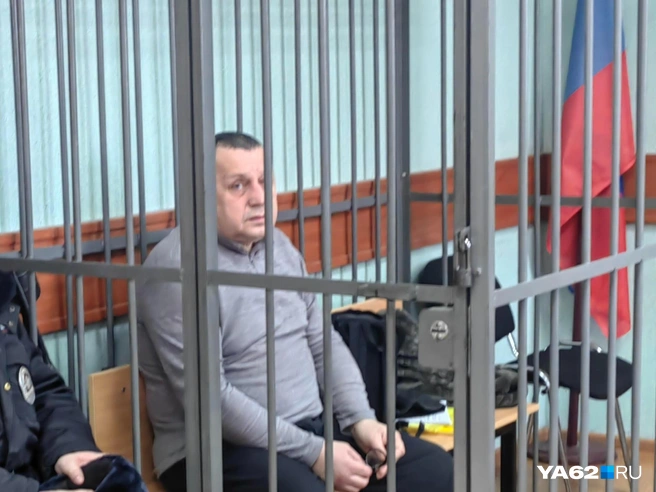 На сегодняшнем заседании Исаев выглядел еще более подавленным, чем в прошлый раз | Источник: Кристина Мельникова / YA62.RU