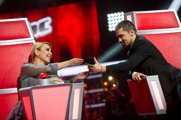 Пелагея и Дима Билан на съемках нового сезона «Голоса»