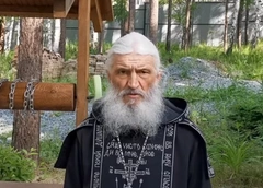 Как отцу Сергию удалось захватить монастырь и при чем тут «Уральские пельмени»: хронология событий
