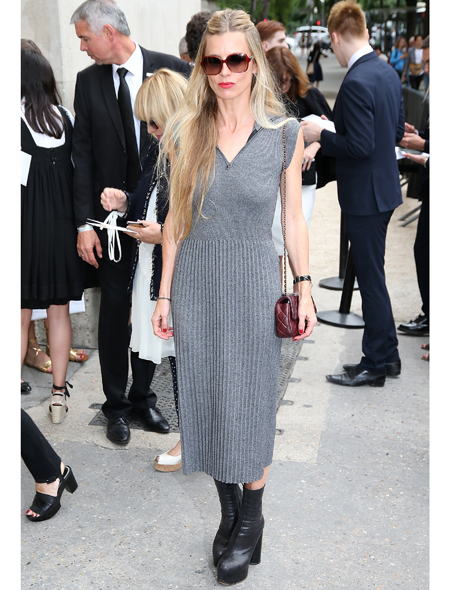 Лаура Бейли