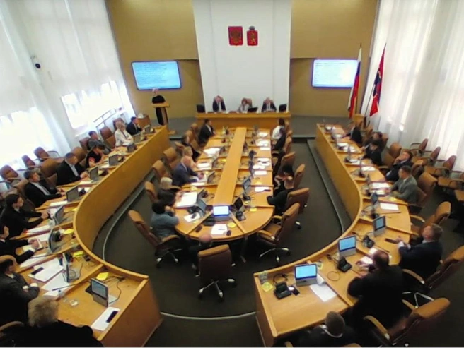 Вопрос рассматривали на внеочередной сессии Красноярского городского Совета 14 октября | Источник: Красноярский городской Совет депутатов / Rutube