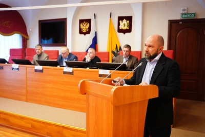 Ярославского замминистра задержали в Челябинске во время отпуска