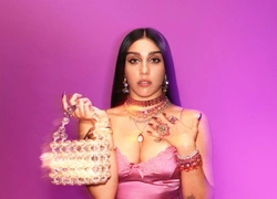 Блеск кристаллов: как выглядят красочные украшения Collection II от Swarovski