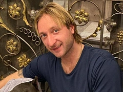 Плющенко сделал «лисьи глазки» у Хайдарова: смотрим, как изменилось лицо фигуриста