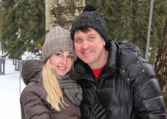 Денис Матросов со скандалом разводится с женой
