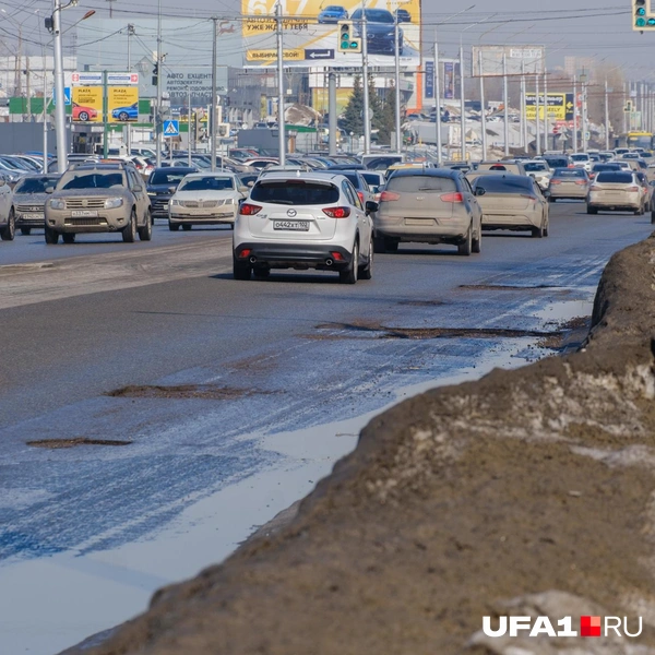 Сколько ям вы насчитали? | Источник: Булат Салихов / UFA1.RU