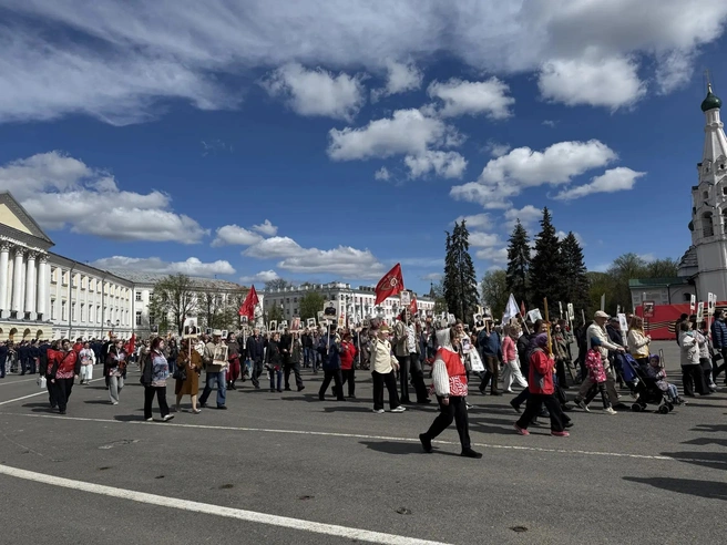 Присоединиться к колонне можно было на улице Флотской | Источник: Александр Куренной / 76.RU