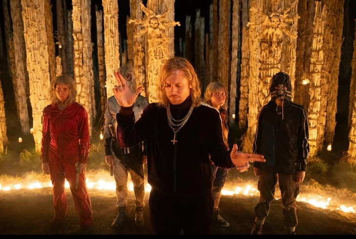 Кадр из «28 лет спустя: Храм костей», вторая часть 