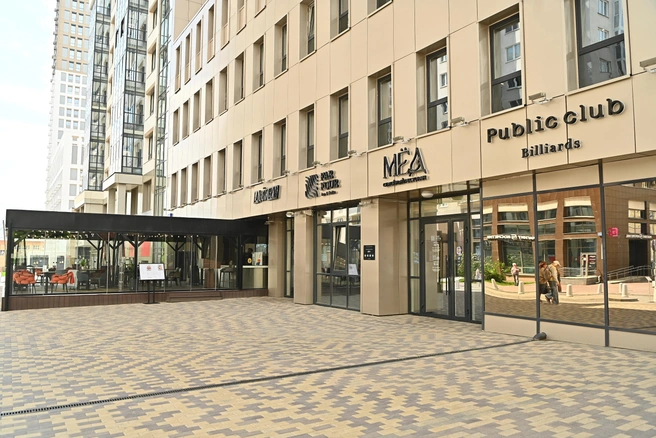 Вместе с компаундом «Проспект Мира» открыли многофункциональный центр, в котором есть фитнес-клуб, клиника, ресторан, бильярдный клуб, отель. | Источник: «Первостроитель»